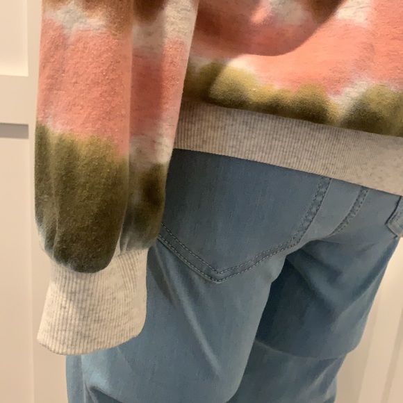 Tie dyed sweatshirt - Picture 6 of 11